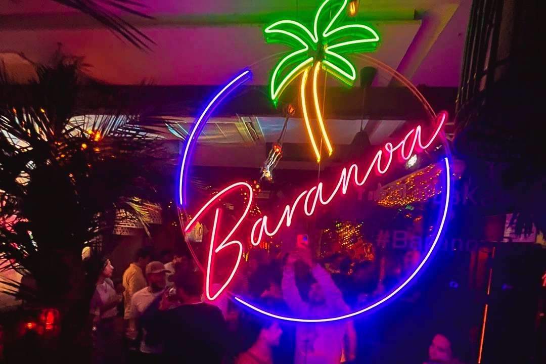 Baranoa Bar - Interior Logo