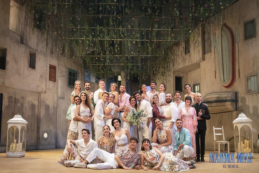 Mamma Mía! El Musical - Pueblo